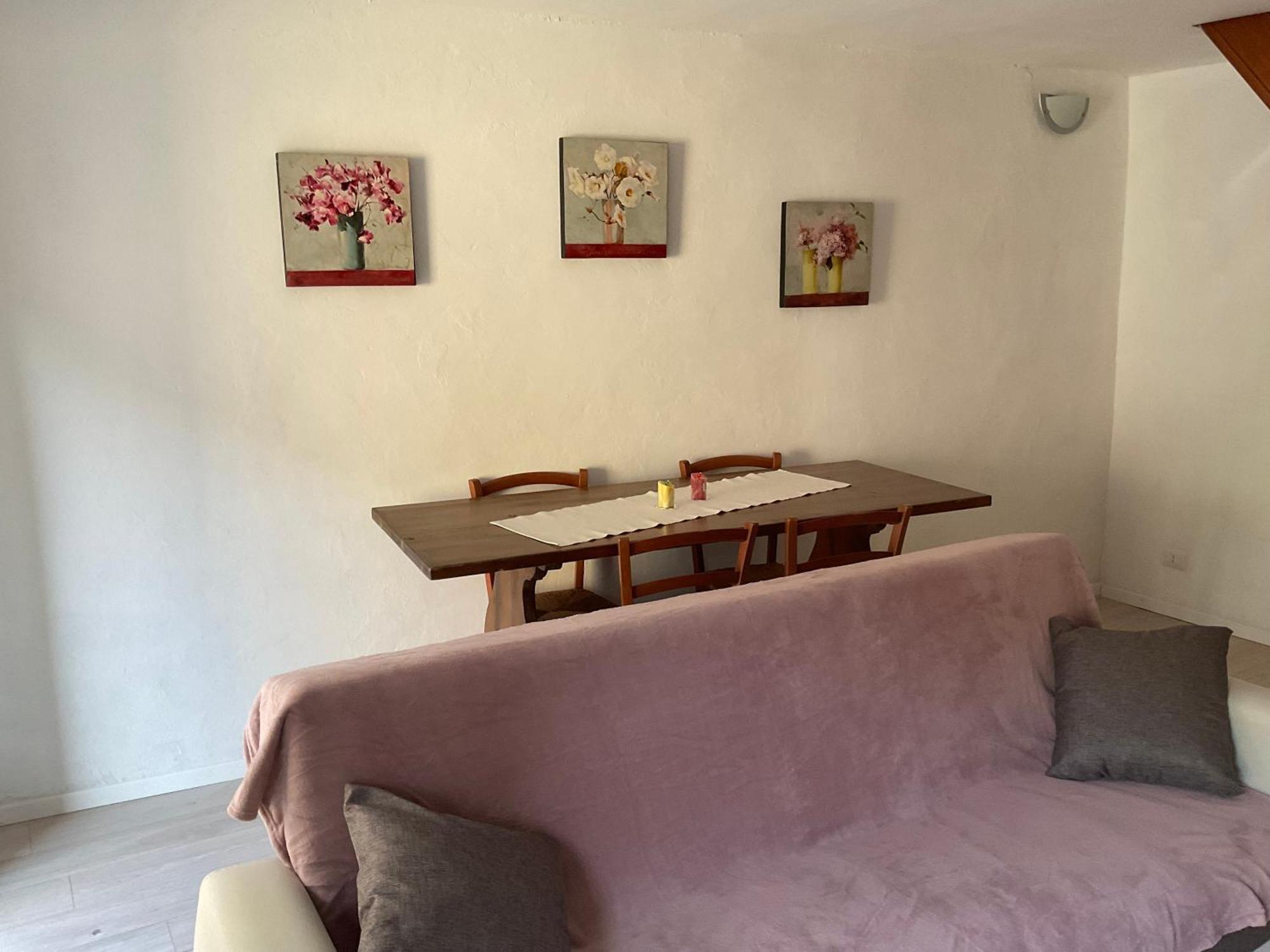 Casa Vacanze Scent Of Roses Verbania Bagian luar foto